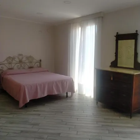 A Casa Vostra Giardini-Naxos